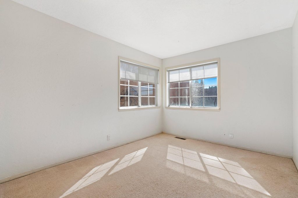 Image 25 of property listing at 7300 Freedom Court NE, Albuquerque, NM 87109