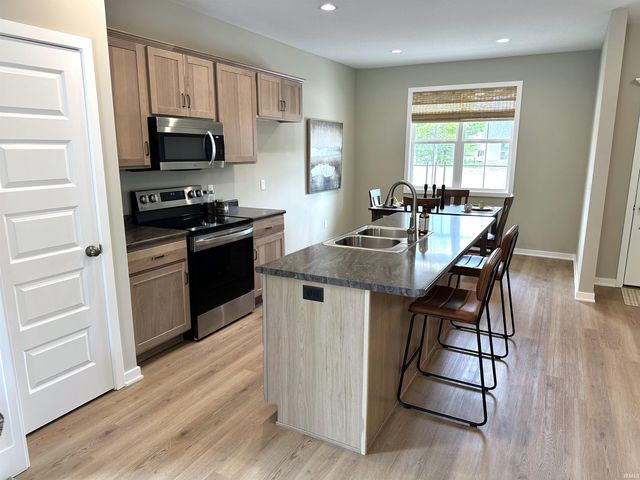 11849 Flat Rock Boulevard, Fort Wayne, IN 46845