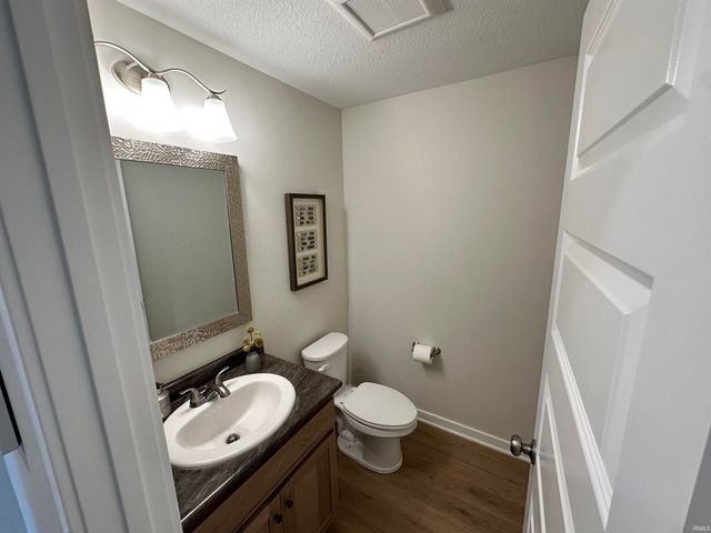 11849 Flat Rock Boulevard, Fort Wayne, IN 46845