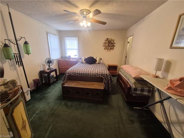 324 Pinecrest Circle, Troy, NC 27371