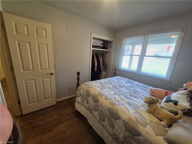 324 Pinecrest Circle, Troy, NC 27371