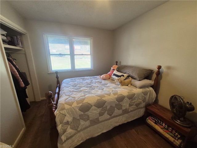 324 Pinecrest Circle, Troy, NC 27371