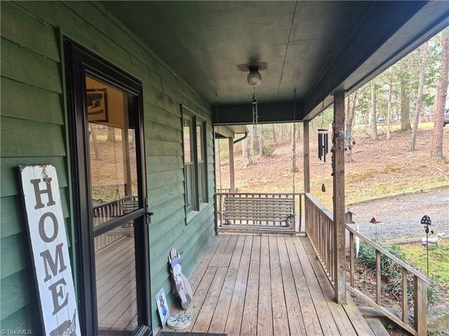 324 Pinecrest Circle, Troy, NC 27371