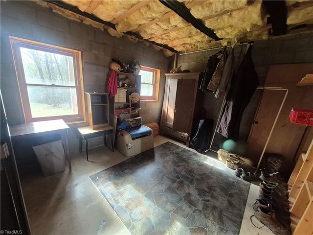 324 Pinecrest Circle, Troy, NC 27371