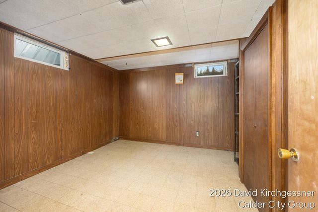 2444 Kimberly Drive, Muskegon, MI 49444