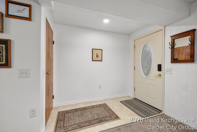 2444 Kimberly Drive, Muskegon, MI 49444