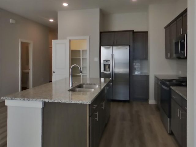 2350 Cohorn Trail, Richmond, TX 77469