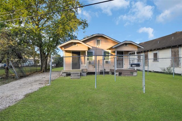 2313 Kirk Street, Houston, TX 77026