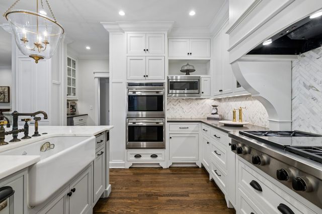 2451 Old Hickory Blvd, Nashville, TN 37221