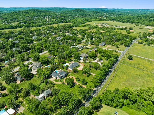 2451 Old Hickory Blvd, Nashville, TN 37221