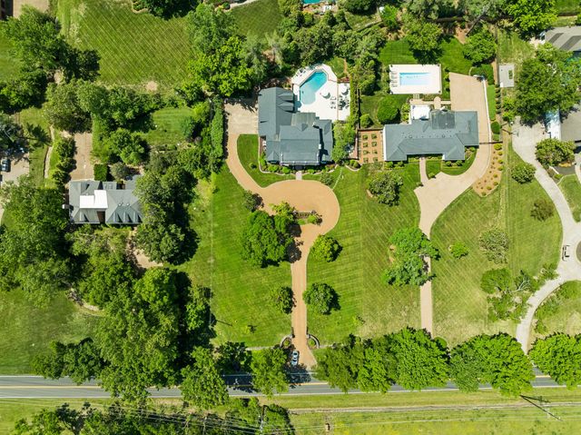 2451 Old Hickory Blvd, Nashville, TN 37221