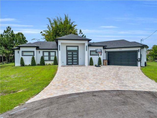 3510 9th CT W, Lehigh Acres, FL 33971