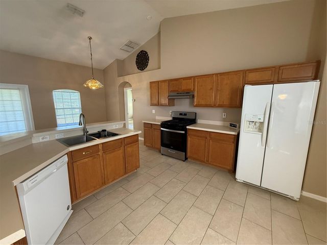 2735 CEDARIDGE CIRCLE, Clermont, FL 34711