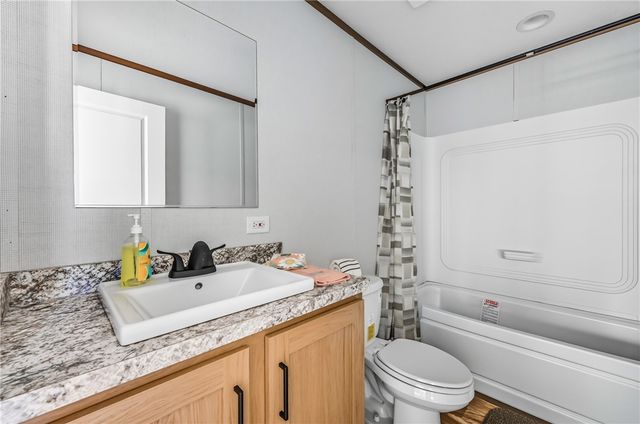 69 Summit Rd 204, Salem Twp, PA 16125