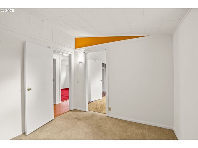 82481 GREENWOOD St, Creswell, OR 97426