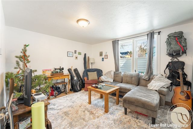 315 Platt Avenue S, Red Lodge, MT 59068