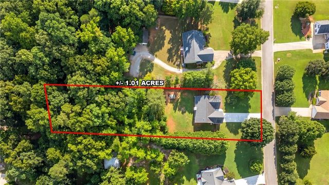 5461 Evergreen Forest Court, Flowery Branch, GA 30542