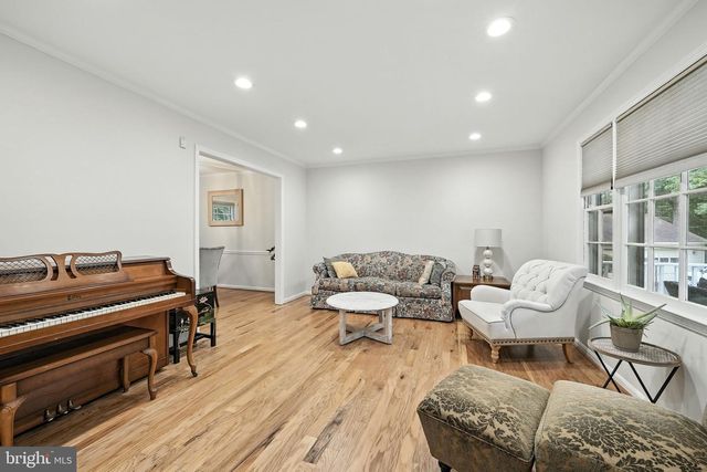 12871 VALLEYWOOD DR, Woodbridge, VA 22192