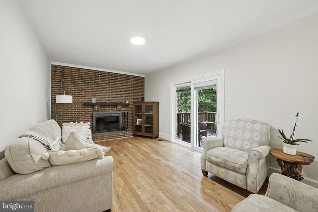 12871 VALLEYWOOD DR, Woodbridge, VA 22192