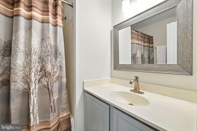 12871 VALLEYWOOD DR, Woodbridge, VA 22192