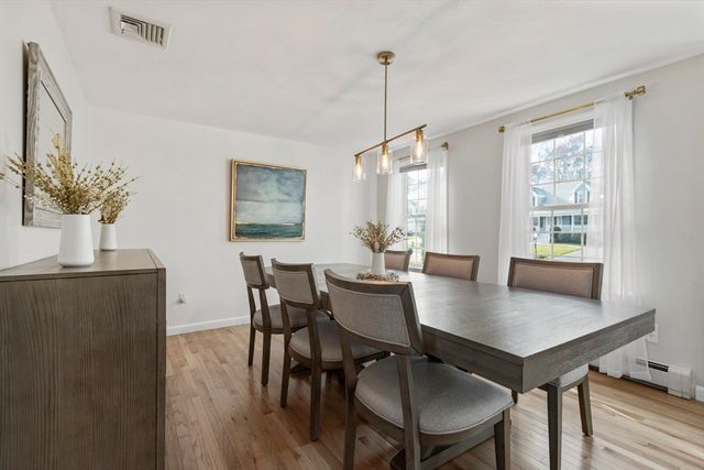 68 Metacomet Ave, Taunton, MA 02718