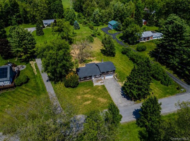 52 Rudolph Road, Modena, NY 12548