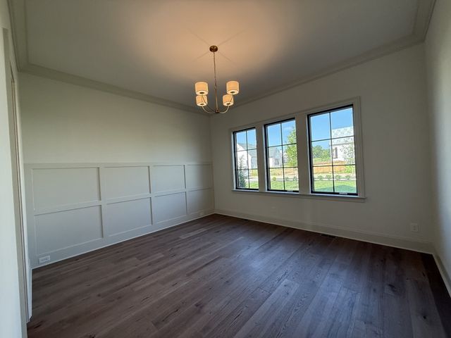 510 St Charles Dr, Arrington, TN 37014