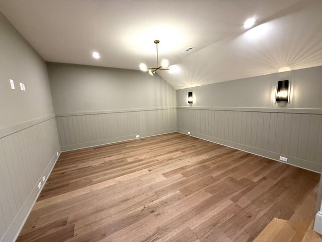 510 St Charles Dr, Arrington, TN 37014