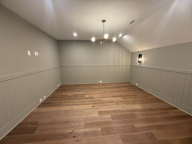 510 St Charles Dr, Arrington, TN 37014