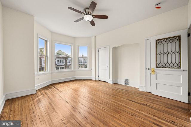 5321 LOCUST ST, Philadelphia, PA 19139