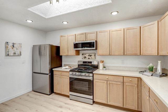 6425 Guadalupe Place NW, Los Ranchos, NM 87107