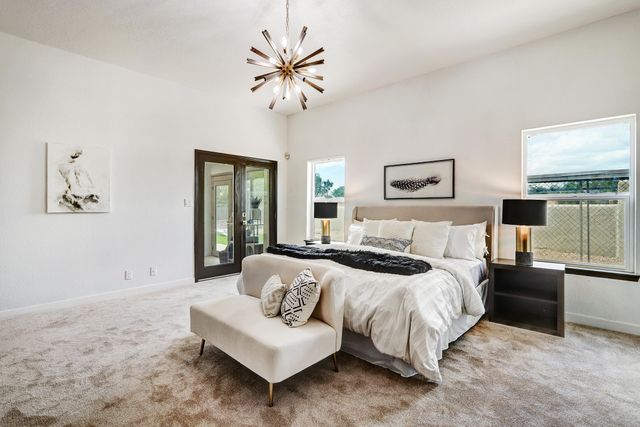 6425 Guadalupe Place NW, Los Ranchos, NM 87107