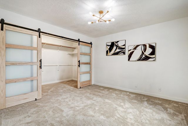 6425 Guadalupe Place NW, Los Ranchos, NM 87107