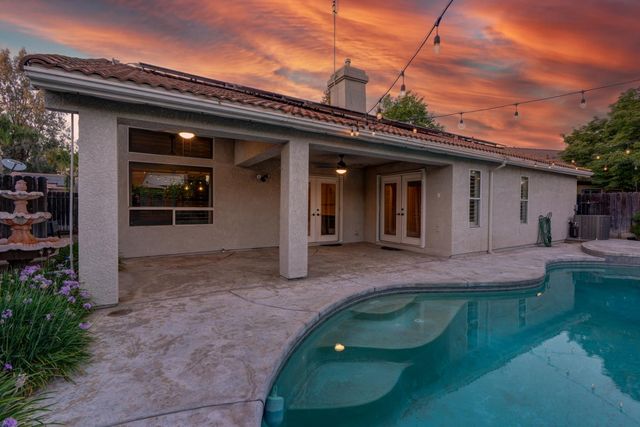 5903 W Alluvial Avenue, Fresno, CA 93722