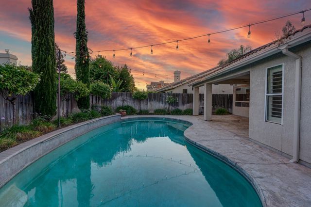 5903 W Alluvial Avenue, Fresno, CA 93722