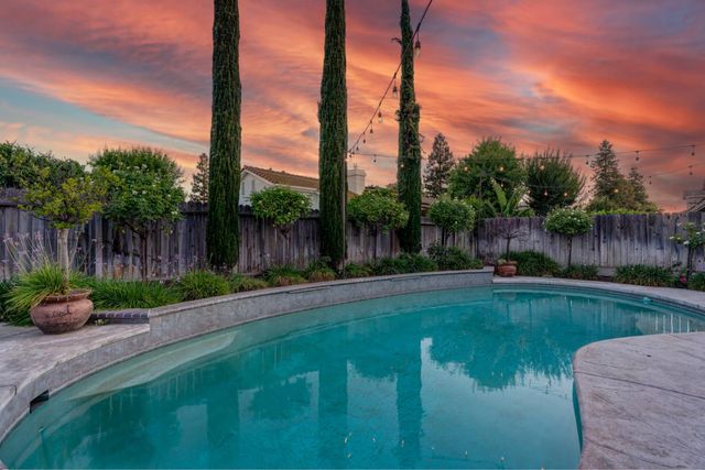 5903 W Alluvial Avenue, Fresno, CA 93722