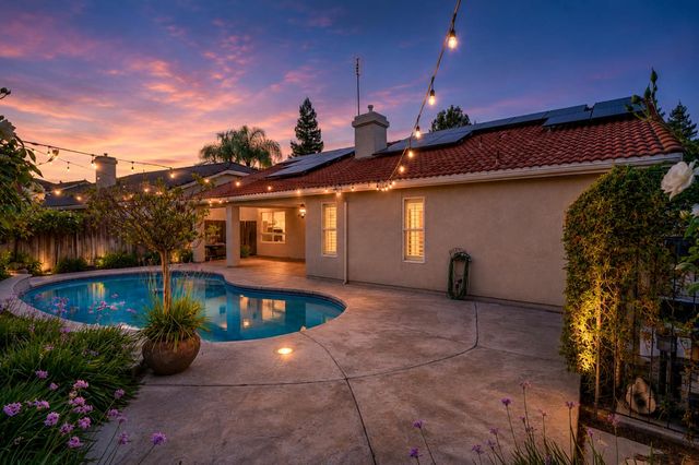 5903 W Alluvial Avenue, Fresno, CA 93722