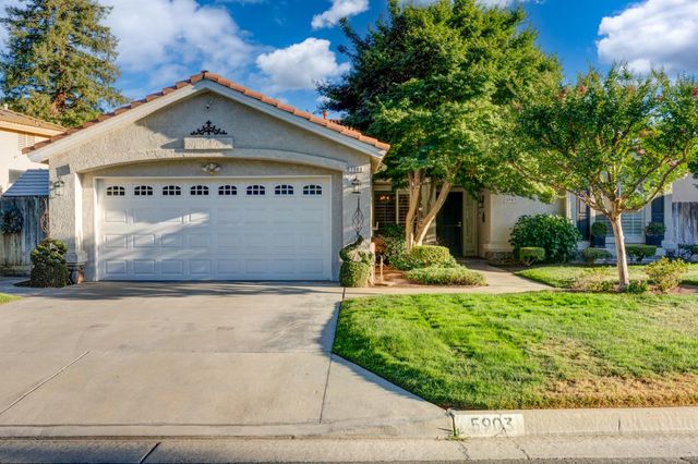 5903 W Alluvial Avenue, Fresno, CA 93722