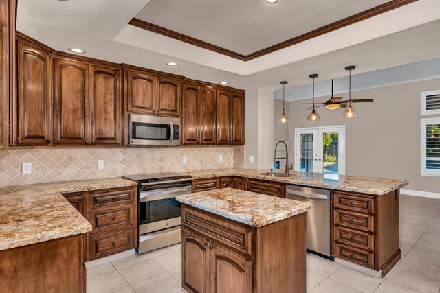 5903 W Alluvial Avenue, Fresno, CA 93722
