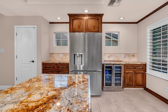 5903 W Alluvial Avenue, Fresno, CA 93722