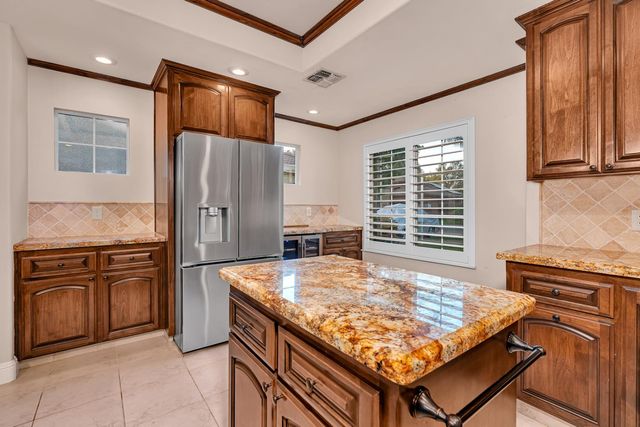 5903 W Alluvial Avenue, Fresno, CA 93722