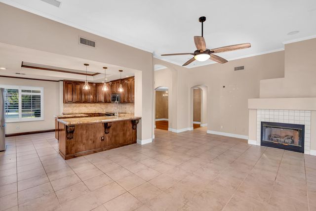 5903 W Alluvial Avenue, Fresno, CA 93722