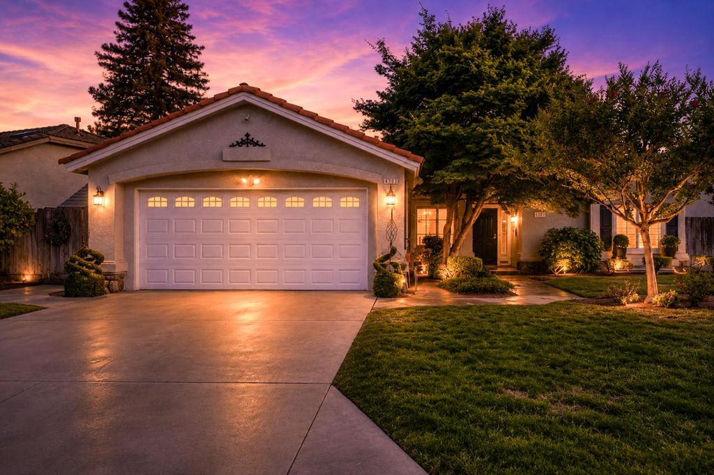 5903 W Alluvial Avenue, Fresno, CA 93722