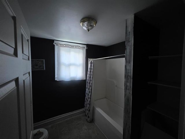 314 3RD ST, Shenandoah, VA 22849