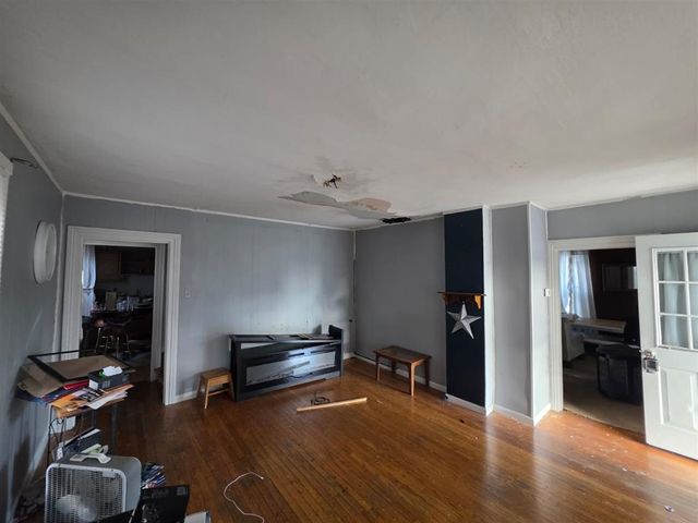 314 3RD ST, Shenandoah, VA 22849