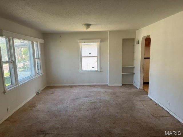 8732 Shirley Avenue, St Louis, MO 63121