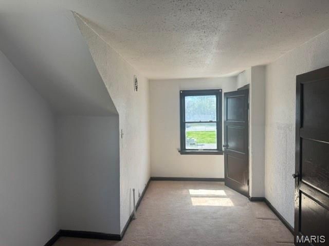 8732 Shirley Avenue, St Louis, MO 63121