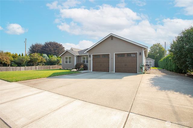 8510 Benson Road, Lynden, WA 98264