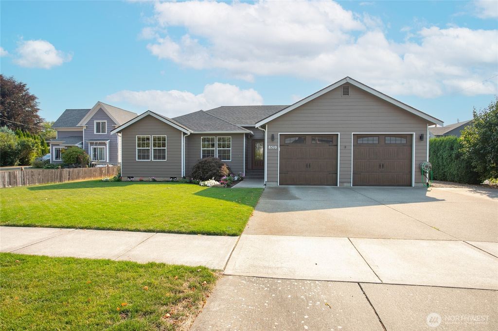 8510 Benson Road, Lynden, WA 98264