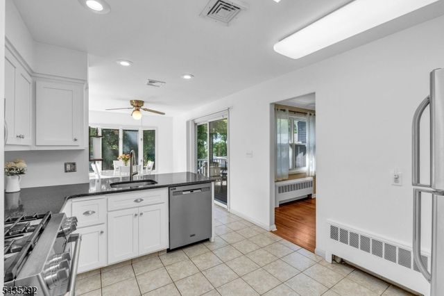 31 Monhegan Ave, Wayne Twp., NJ 07470